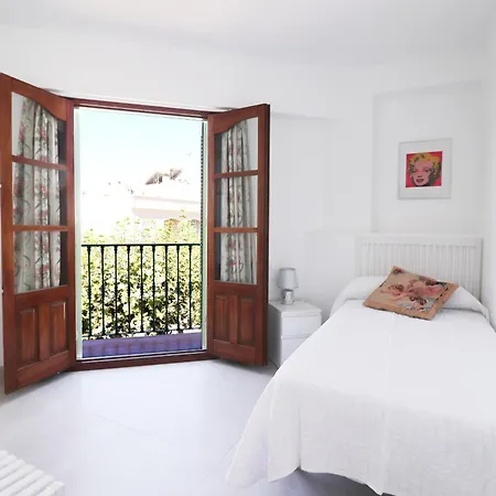 Holiday home Casa Miramar En El Centro De *